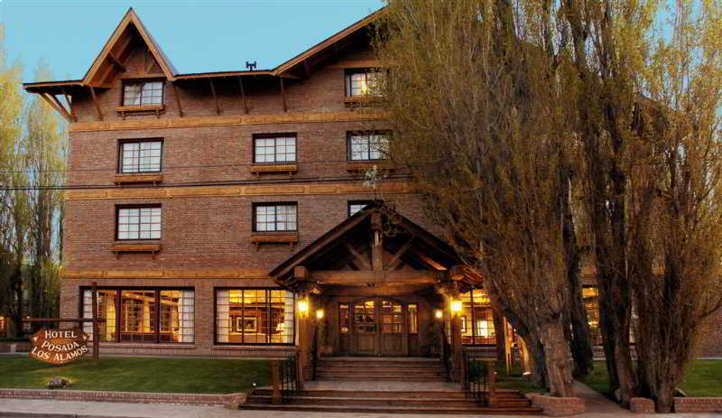 Hotel Posada Los Alamos El Calafate Bagian luar foto